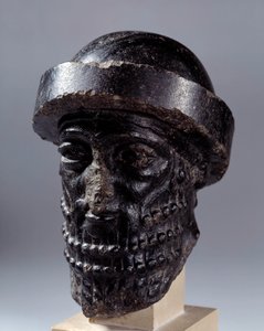 Mezopotamya: Hammurabi denilen diyoritte oyulmuş kafa. Susa
