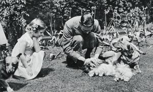 Kral George VI ve Prenses Margaret Rose, 1937. by Michael Chance