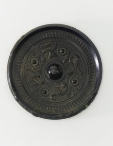 Bir heykelciğin parçası