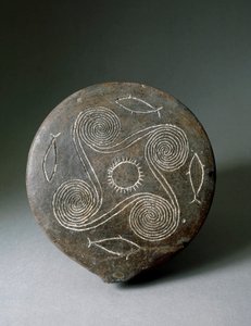 Minos sanatı: pişmiş topraktan Naxos'un dairesel diski. Minos uygarlığı. 2400-2000 M.Ö. Atina, Ulusal Arkeoloji Müzesi by Minoan