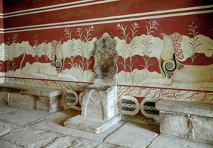 Minos uygarlığı: Kral Minos a Cnossos (Knossos) sarayının taht odasının görünümü. Girit - Minos uygarlığı: Knossos