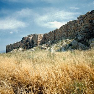 Miken sanatı: Tiryns duvarının kalıntılarının görünümü Şehir MÖ 1200 civarında inşa edilmiştir. Yunanistan by Mycenaean