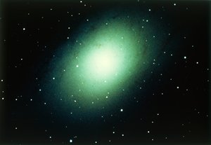 Andromeda Galaksisinin Merkezi. by NASA Images