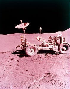 İlk Ay Gezici Araç, Apollo 15, Temmuz 1971. by NASA Images