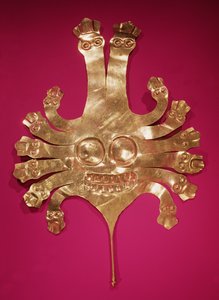Medusa'nın başı, Peru'dan (altın)