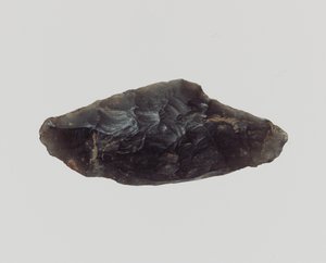 Çakmaktaşı ok ucu, MÖ 5.-4. binyıl (taş)