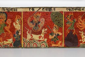Devimahatmya el yazması kapağından detay (ahşap üzerine opak klozet)