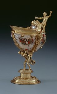 Nautilus kupası, c.1560 (altın kaplama gümüş, nautilus ve boyalı sedef)