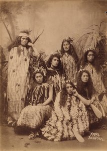 Yeni Zelandalı Maori kadınları (s/b fotoğraf)