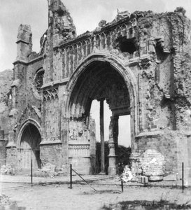 Katedral kalıntıları, Ypres, Belçika, I. Dünya Savaşı, c1914-c1918