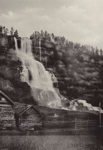 Tvindefos (s/b fotoğraf) by Norwegian Photographer