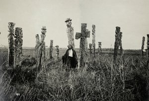 Mezarlıkta dua, Araucano, Şili (jelatin gümüş baskı) by Oder W. Heffer