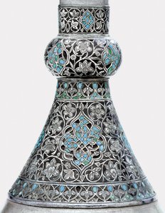 Osmanlı turkuaz gömme gümüş montajlı çinko şişe detayı (turkuaz, çinko, gümüş) by Ottoman School