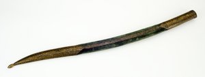 Yataghan için kın (altın koftgari kakmalı demir, ahşap ve kadife) by Ottoman School
