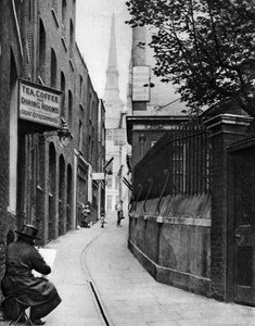 Huggin Lane, Londra, 1926-1927.