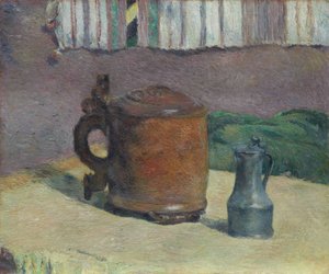 Natürmort: Ahşap Tankard ve Metal Sürahi by Paul Gauguin