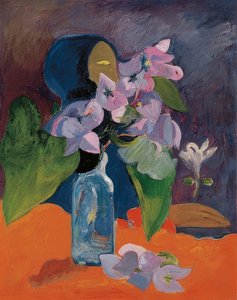 Çiçekler ve idol ile natürmort. 1892 civarında by Paul Gauguin