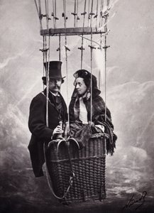 Paul Nadar ve eşi balonun sepetinde (sıcak hava balonu) (s/b fotoğraf) by Paul Nadar
