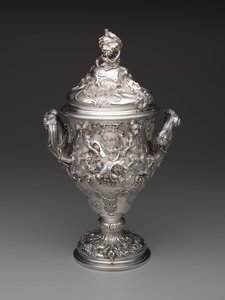 Kapalı Kupa, 1742