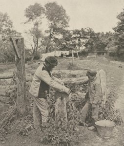 Grindstone'da - Bir Suffolk Çiftliği by Peter Henry Emerson