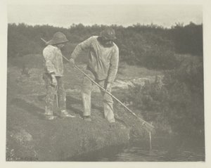 Suffolk Sularında Yılan Balığı Toplama by Peter Henry Emerson