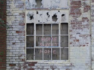 NEWCASTLE HOME-SWEET-HOME, 2016, (FOTOĞRAF) by Peter McClure