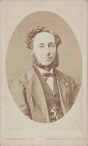 Kemancı ve besteci Camillo Sivori 1815-1894'ün portresi. by Photo studio Eugène Maunoury.