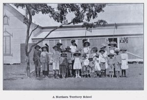 Kuzey Bölgesi Okulu (s/b fotoğraf) by Photographer Australian