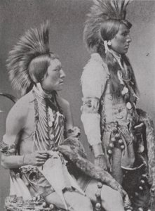 İki Blackfoot Braves (s/b fotoğraf) by Photographer Canadian