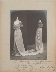 Albüm Sayfası: House of Worth, Balo Elbisesi by Photographer French