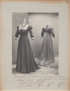 Albüm Sayfası: House of Worth, Kostüm by Photographer French