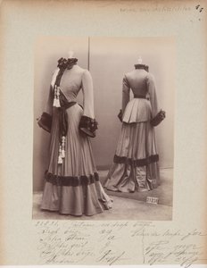 Albüm Sayfası: House of Worth, Kostüm by Photographer French