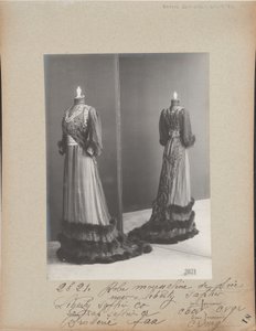 Albüm Sayfası: House of Worth, Dress by Photographer French
