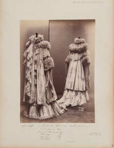 Albüm Sayfası: House of Worth, Sortie de Bal by Photographer French