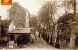 St Vincent Caddesi, Montmartre, Paris, c. 1900 (s/b fotoğraf) by Photographer French