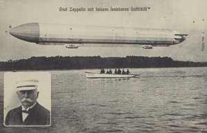 Graf Ferdinand von Zeppelin ve hava gemilerinden biri (s/b fotoğraf) by Photographer German