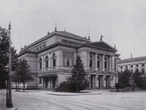 Leipzig: Gewandhaus ve Mendelssohn Anıtı (s/b fotoğraf) by Photographer German