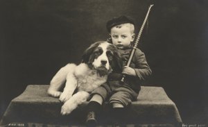 Köpekli küçük çocuk (s/b fotoğraf) by Photographer German