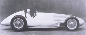 Mercedes Benz Grand Prix yarış arabası by Photographer German
