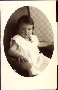 Paspartu Ak Bavyera Prensesi Hilda küçük bir kızken (s/b fotoğraf) by Photographer German