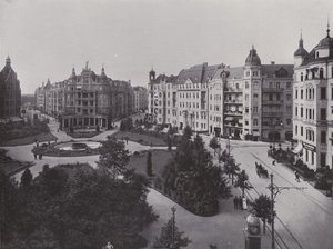 Viktoria Luise-Platz (s / b fotoğraf) by Photographer German