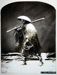 Kışlık kıyafetleriyle Japon hamal, 1900 dolayları (renkli fotoğraf) by Photographer Japanese