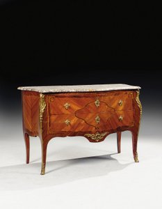 Louis XV şifonyer