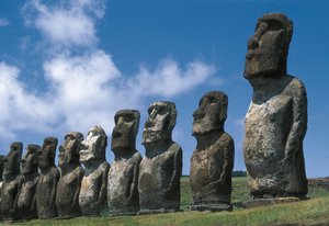 Güzel heykeller, Rapa Nui Ulusal Parkı, Paskalya Adası, Şili