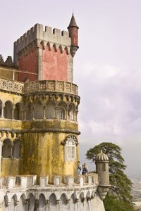 Bir kale kulesi by Portuguese School