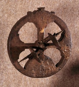 Astrolabe, denizciler tarafından kullanılan astronomik bir ölçüm aleti. Portekiz