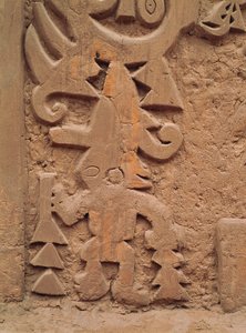 Huaca el Dragon Tapınağı (taş) üzerindeki kabartmaların detayı by Pre Columbian Pre Columbian