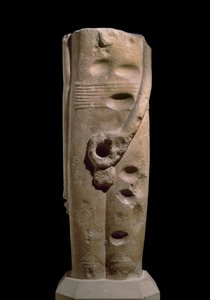 Tanrı Min heykeli, Hierakonpolis, muhtemelen MÖ 4000 dolayları (kumtaşı)