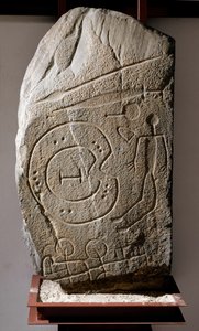 Solana de Cabanas savaşçısının İberik Steli. MÖ 8-6 yüzyıl by Prehistoric Prehistoric
