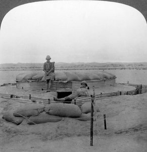 Eşsiz bir beton sığınak, Güney-Batı Afrika, I. Dünya Savaşı, c1915 by Realistic Travels Publishers